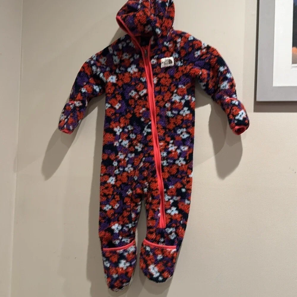 Pink The North Face Campshire Onepiece - Infants 18-24 months‎ hooded
